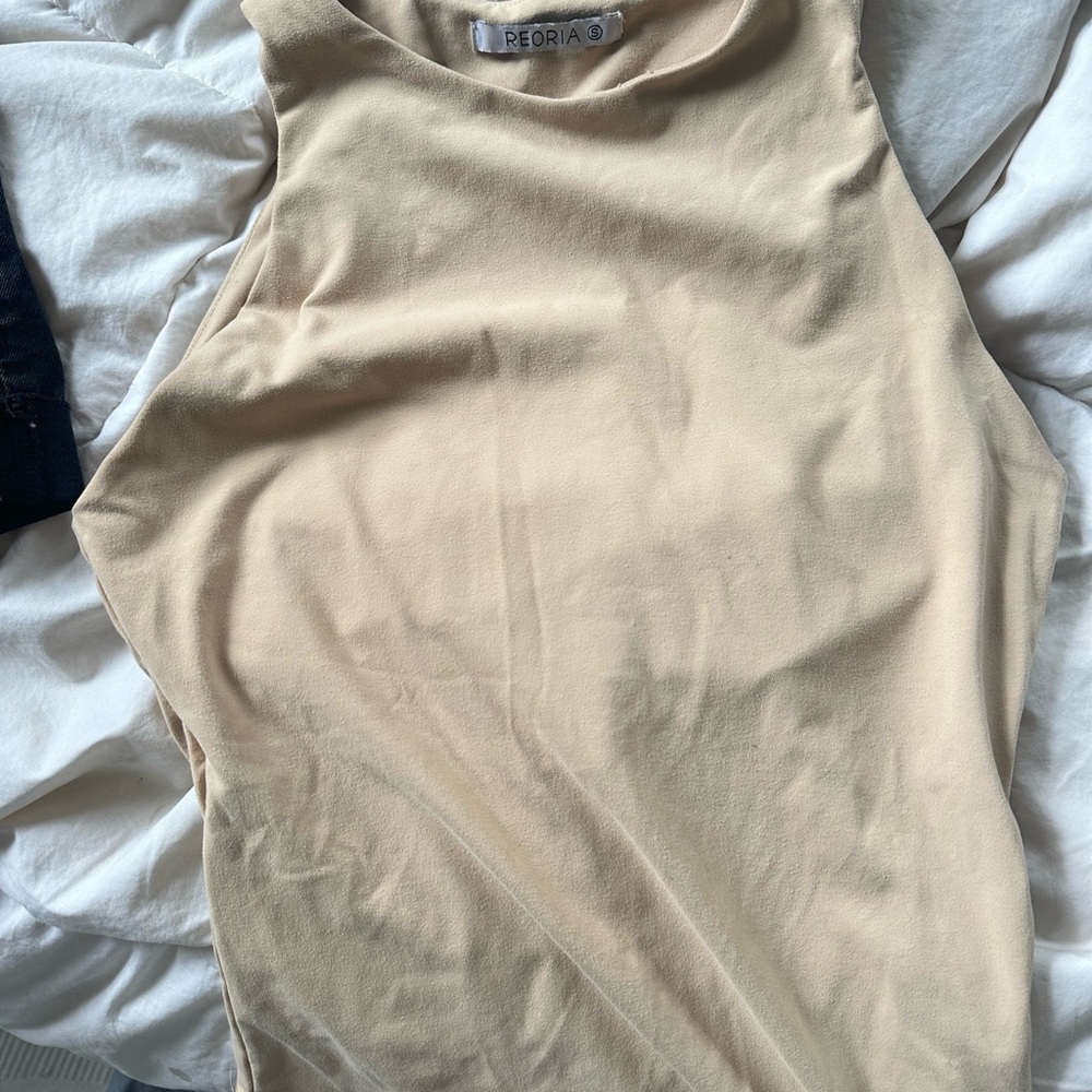 Women's Cream Sleeveless Top